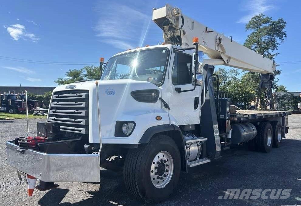 Terex BT 4792 Vlakke laadvloer met kraan