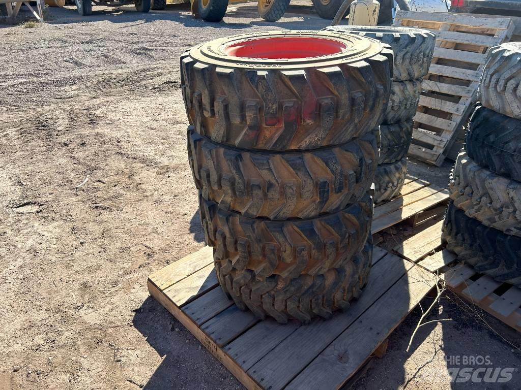 Bobcat 10x16.5 Tires Banden, wielen en velgen