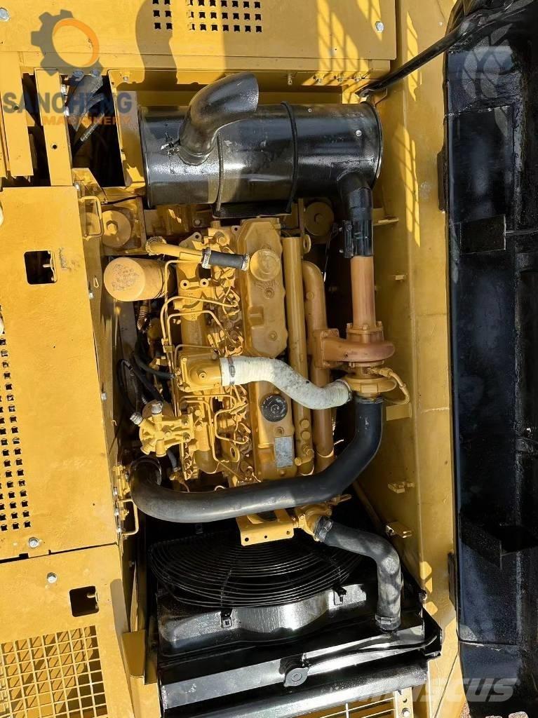 CAT 320 B Rupsgraafmachines