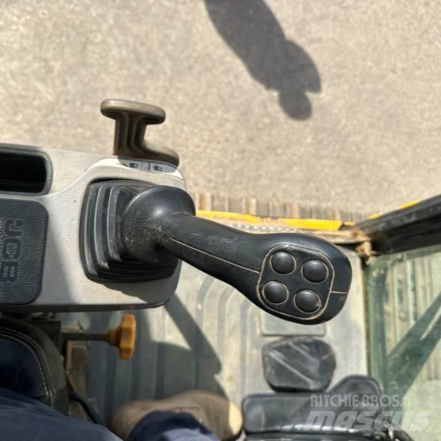 JCB 220X Rupsgraafmachines