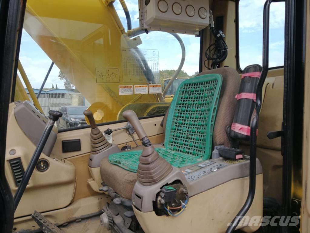 CAT 325 B L Rupsgraafmachines