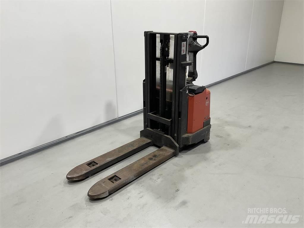 BT S16D Zelfrijdende stapelaars