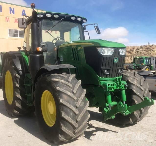 John Deere 6195 R Tractoren