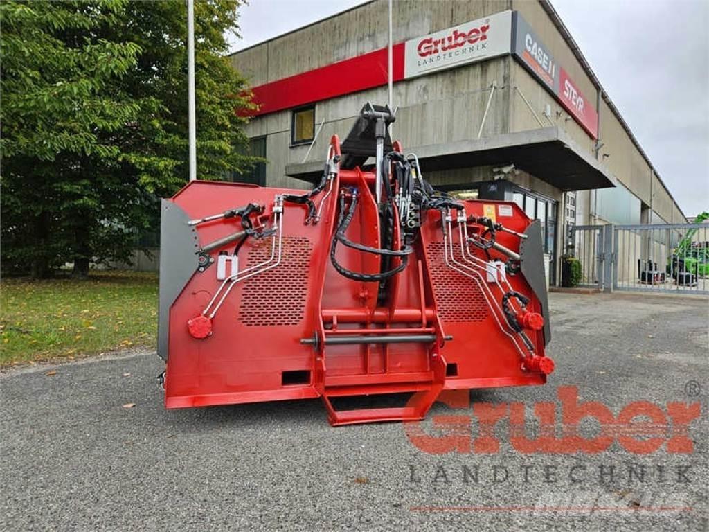 Gruber D 2200 W Uitkuilmachines