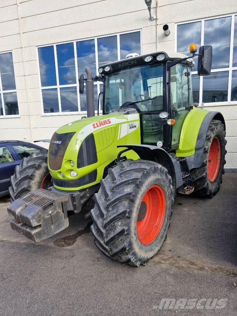 CLAAS Arion 640 Tractoren