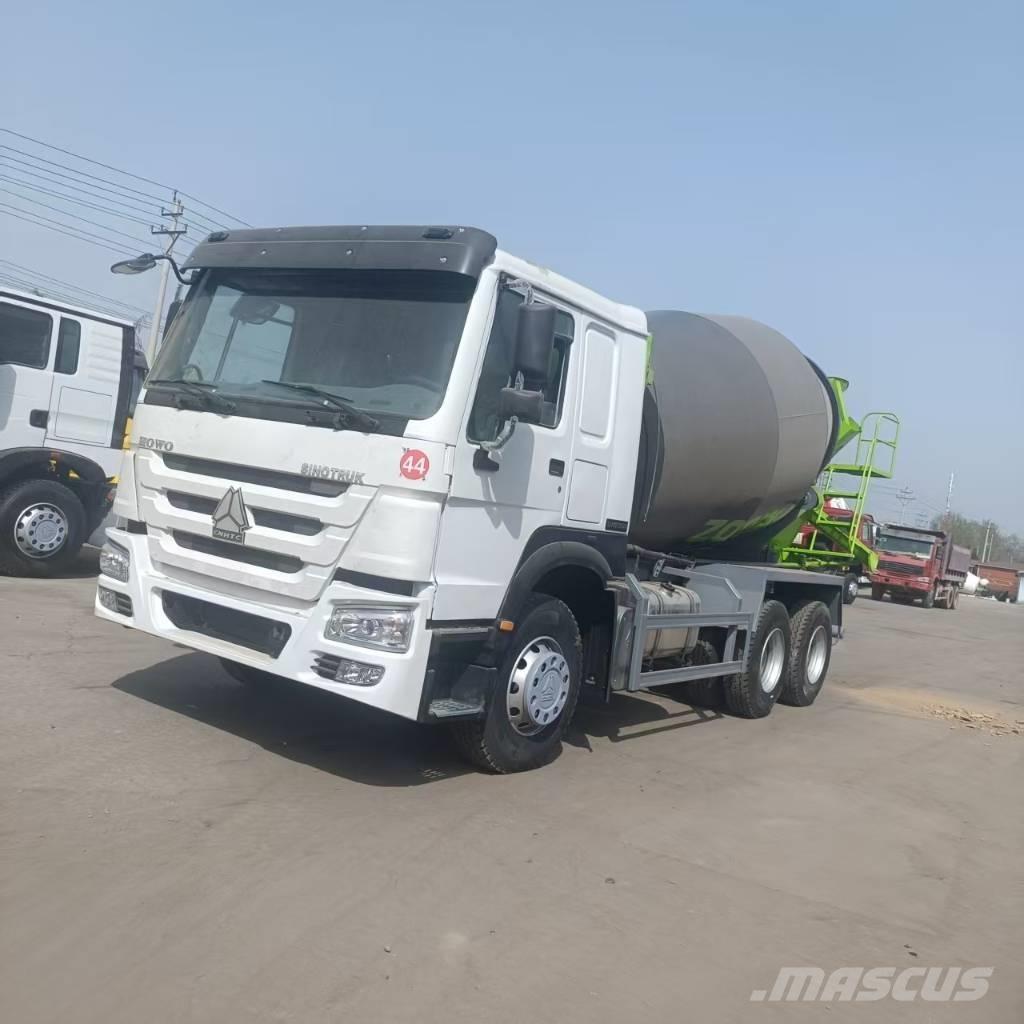 Howo 371 Betonmixers en pompen