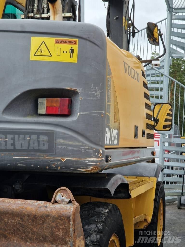 Volvo EW 140 B Wielgraafmachines