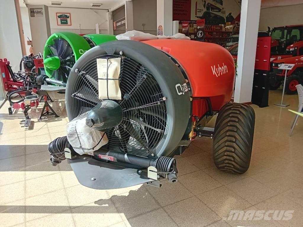 Kubota XTA3120 Getrokken spuitmachines