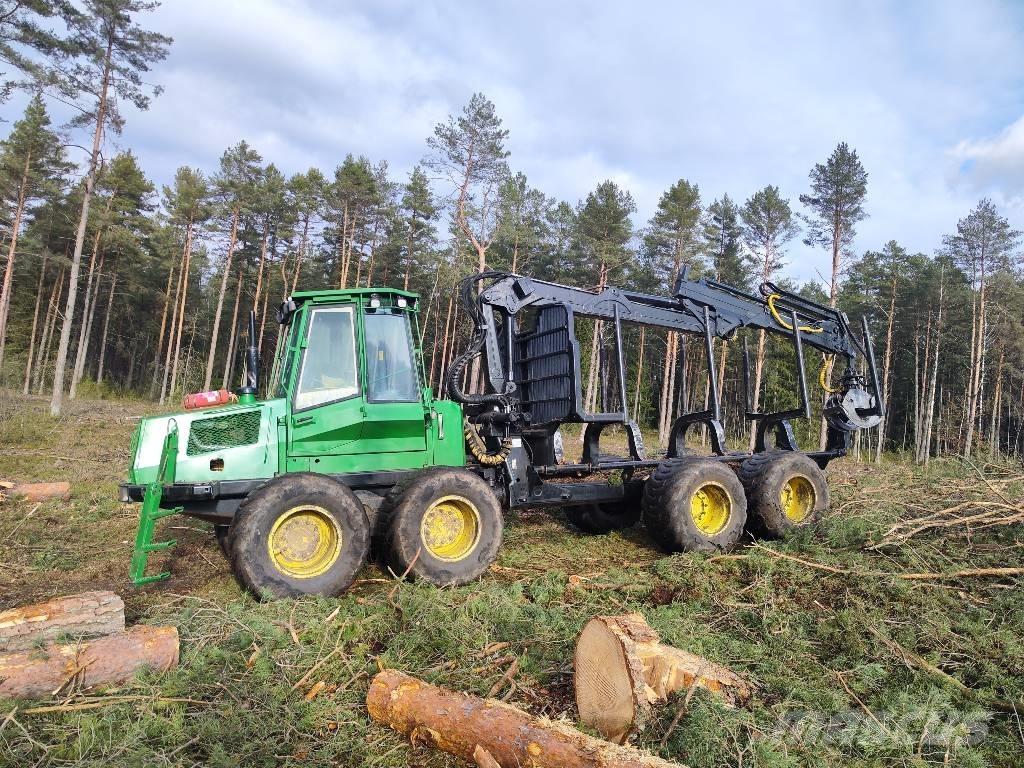 John Deere 1110 D Uitrijwagens