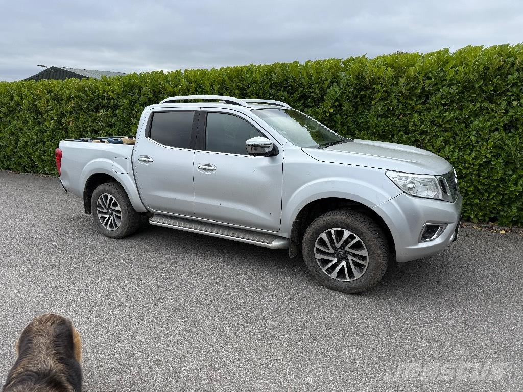 Nissan Navara Bestelwagens met open laadbak