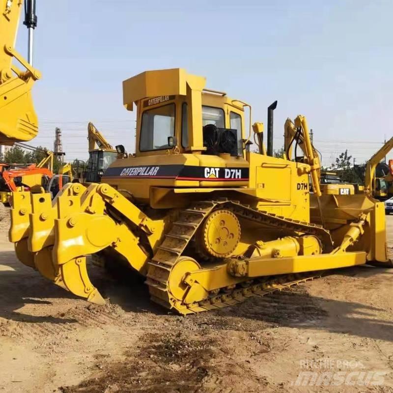 CAT D7H Rupsdozers