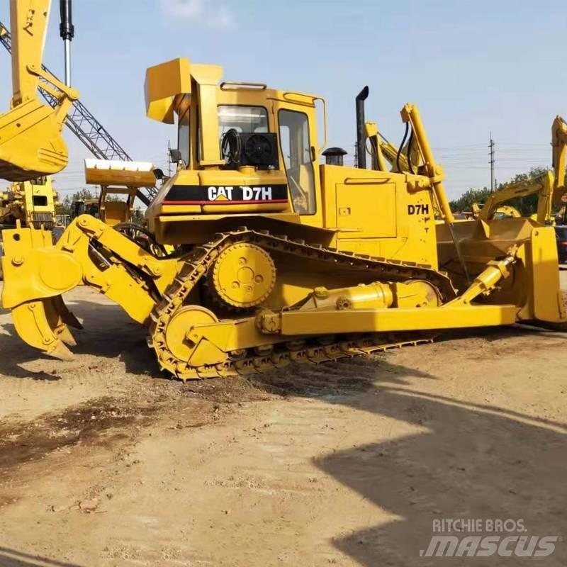 CAT D7H Rupsdozers