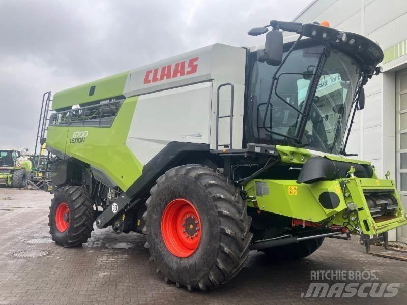 CLAAS LEXION 6700 Maaidorsmachines