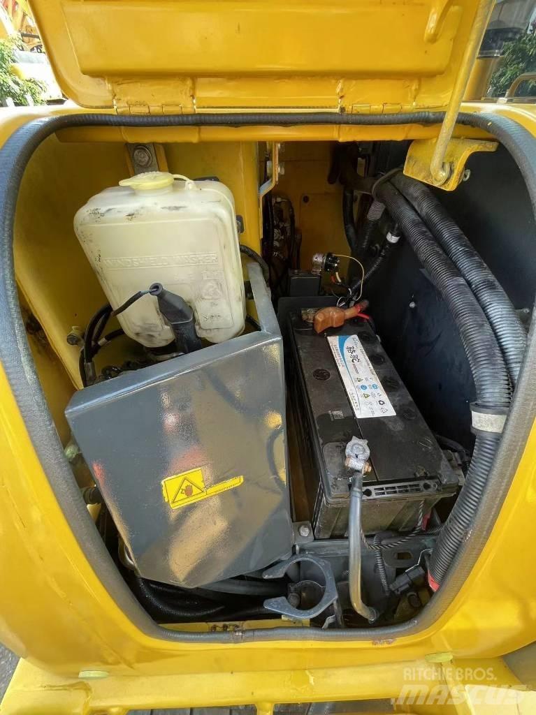 Komatsu PC 70-8 Minigraafmachines < 7t
