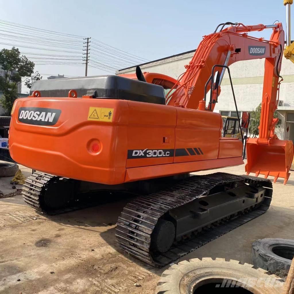 Doosan DX 300 LC Rupsgraafmachines