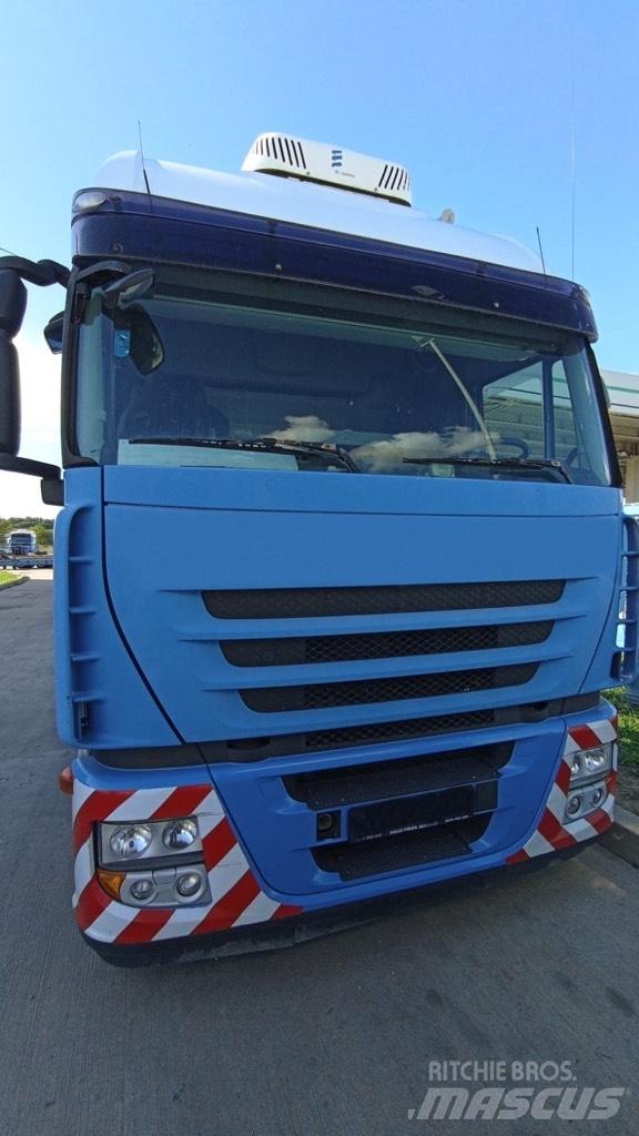 Iveco AS 440 S45 TP Trekkers