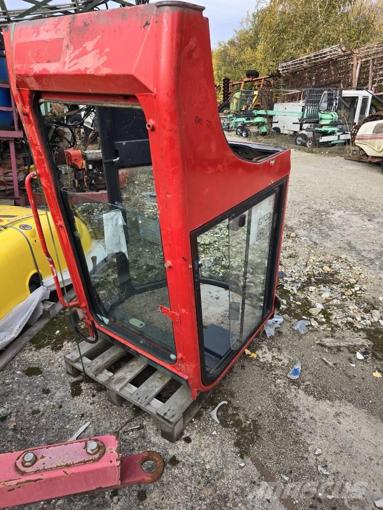 Yanmar Vio 25 Cabine Cabine en interieur