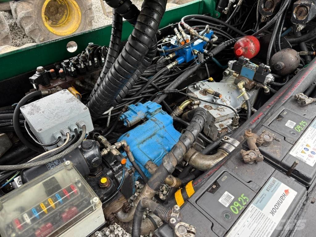 Timberjack 810 B Uitrijwagens