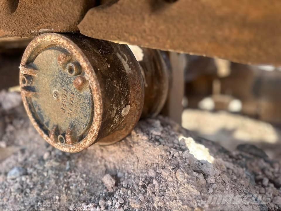 CAT 375 B Rupsgraafmachines