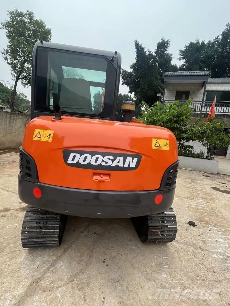 Doosan DH 60-7 Minigraafmachines < 7t