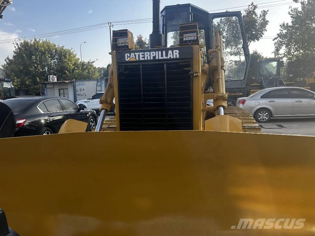 CAT D7G Rupsdozers