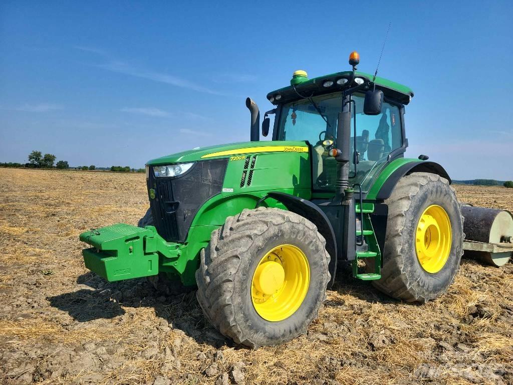 John Deere 7200 R Tractoren