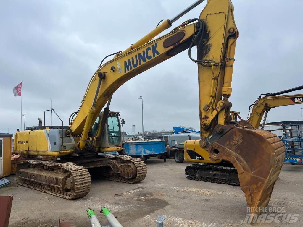 New Holland E 485 Rupsgraafmachines