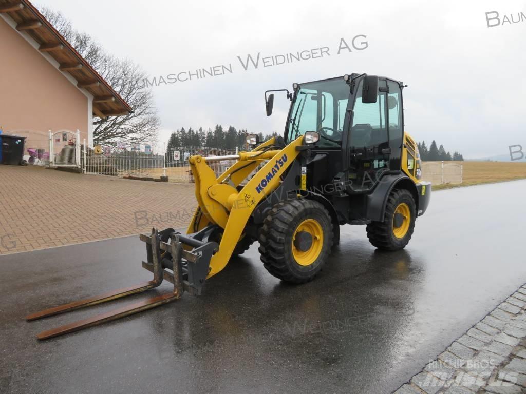 Komatsu WA 70M Wielladers