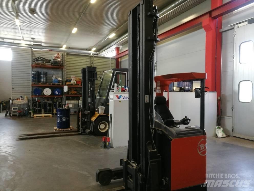 BT RR B 2 Reachtruck voor hoog niveau