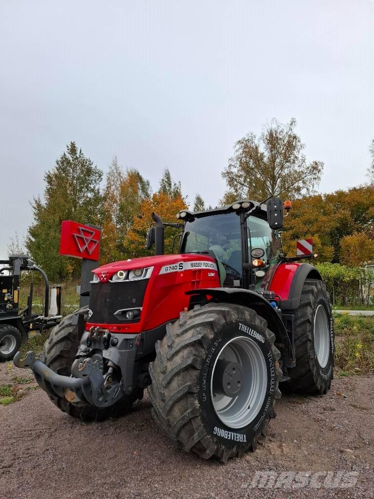 Massey Ferguson 8740 Tractoren