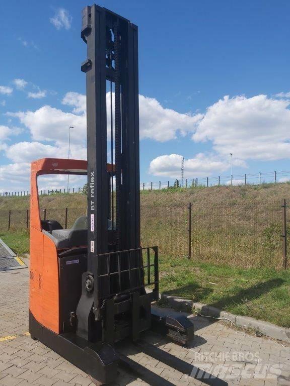 BT RR E 160 Reachtruck voor hoog niveau
