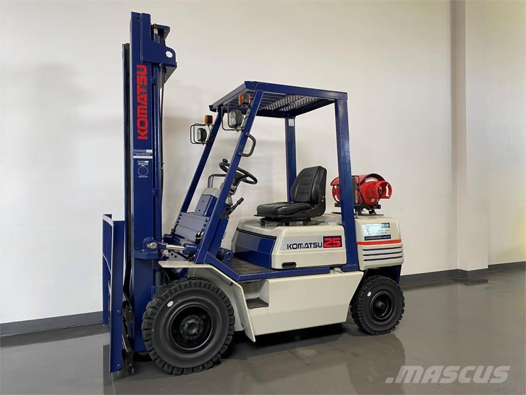 Komatsu FG25T-11E LPG heftrucks