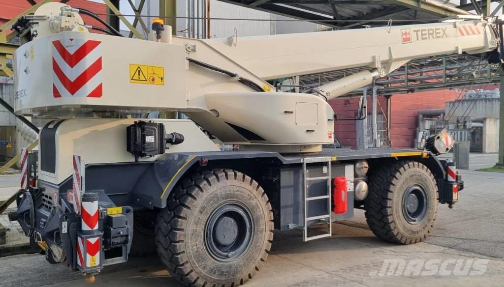 Terex RT 1070 Ruw terrein kranen