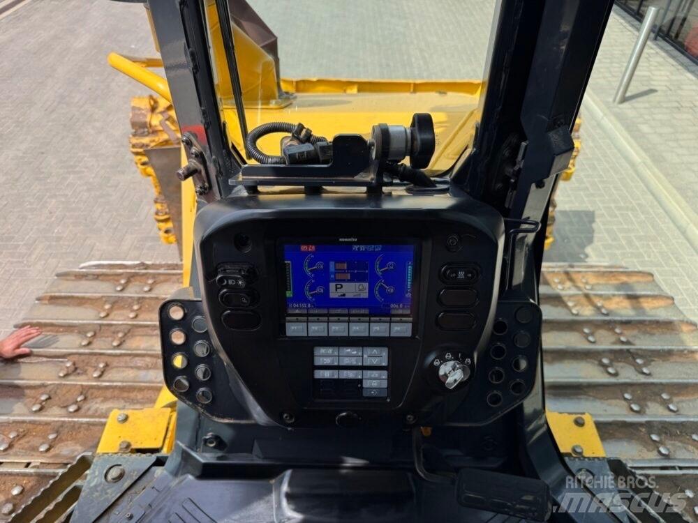 Komatsu D61PXi-24EO Rupsdozers