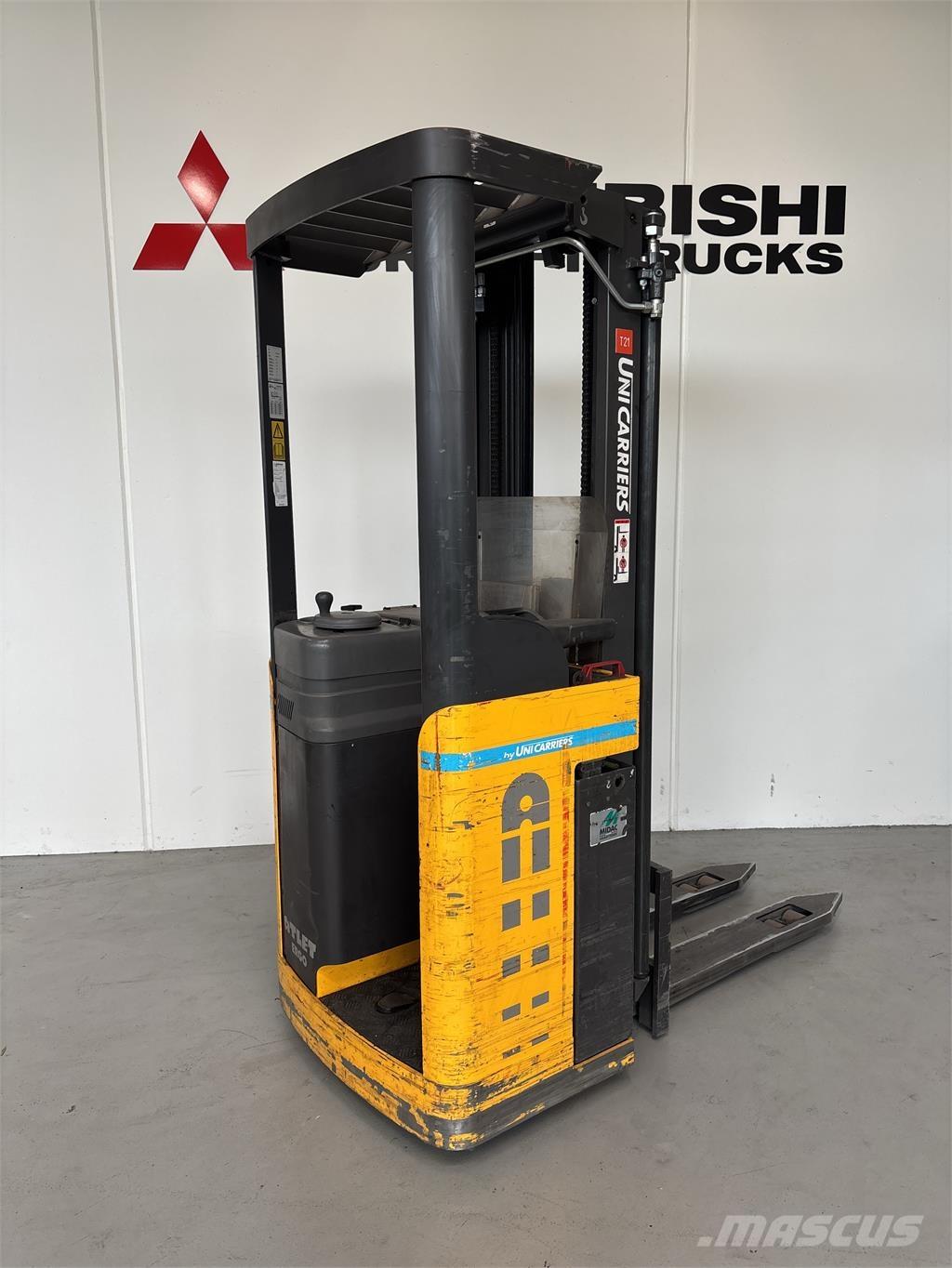 Atlet A160 Zelfrijdende stapelaars