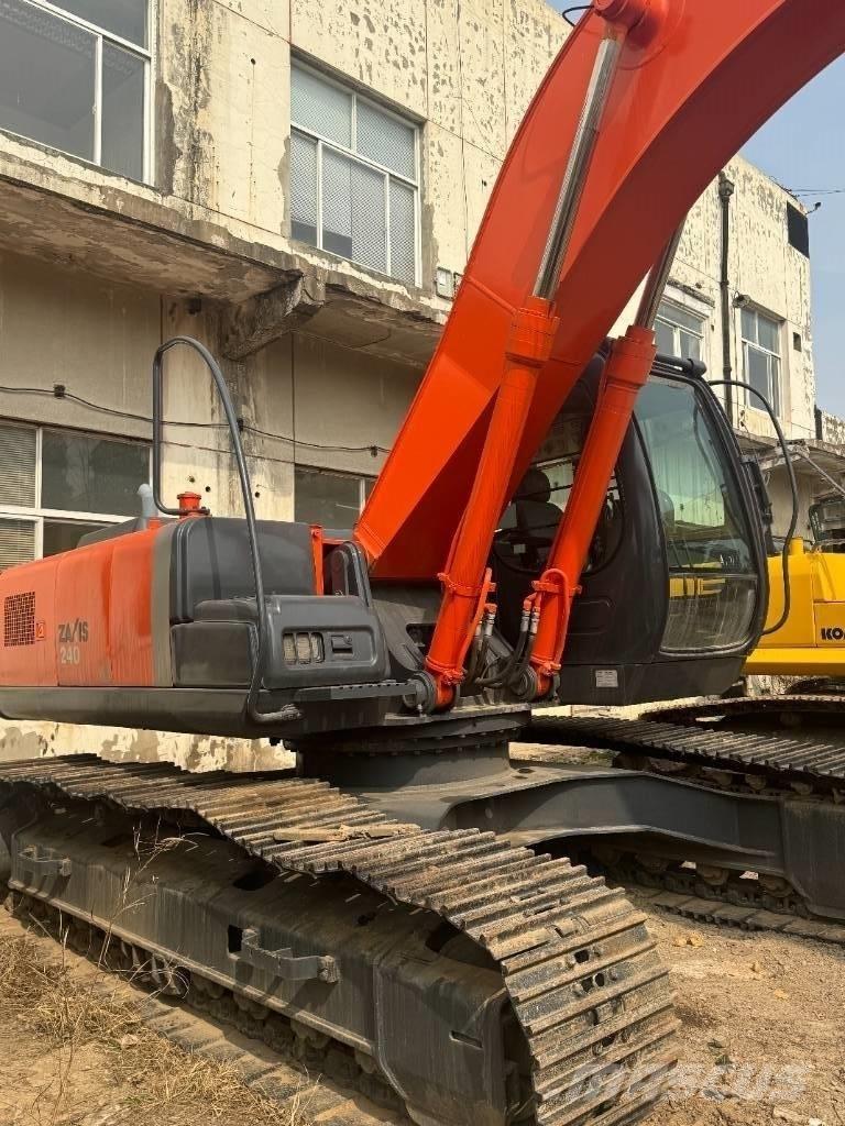 Hitachi ZX 240 Rupsgraafmachines