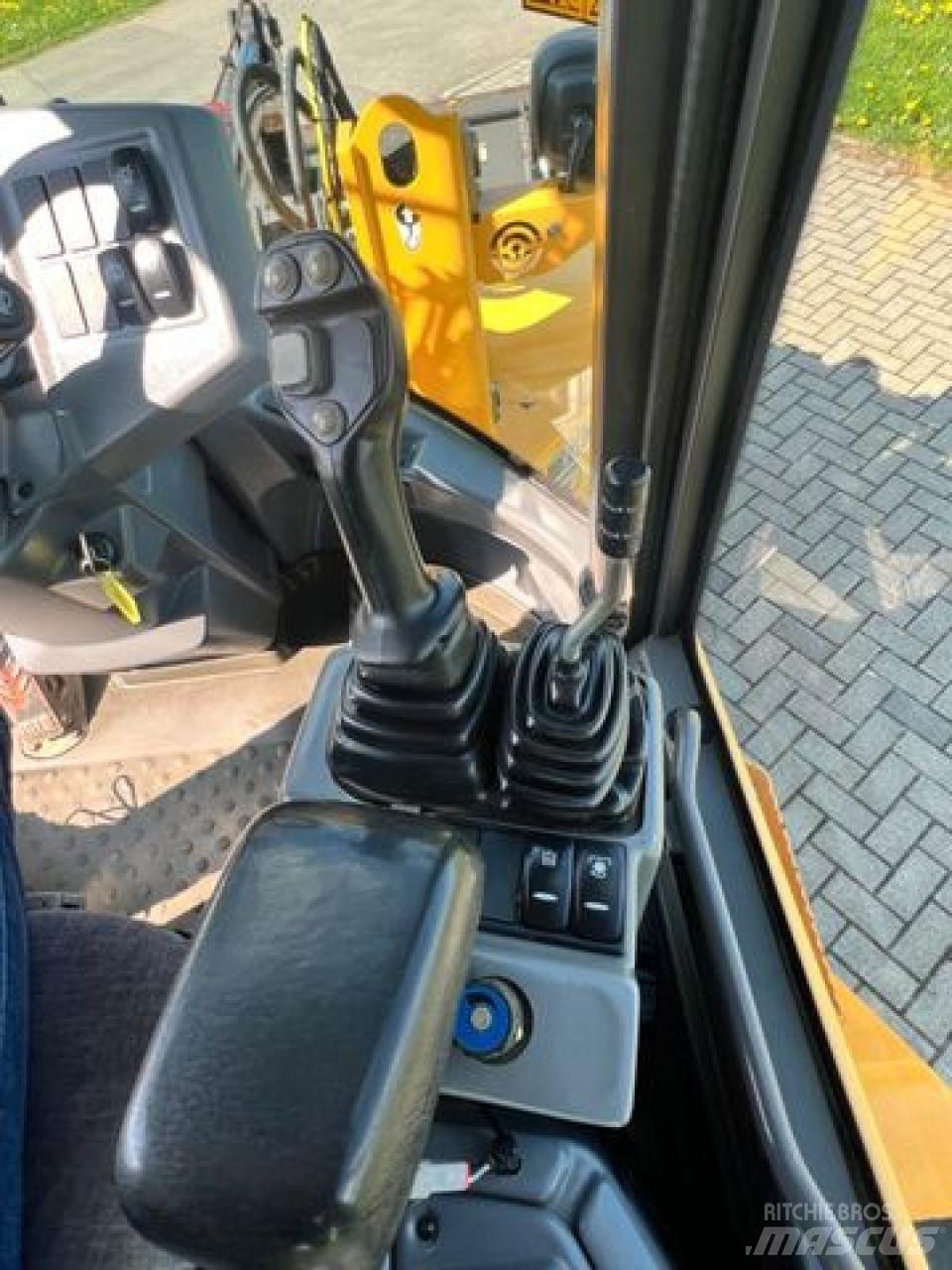 Volvo L30G Wielladers