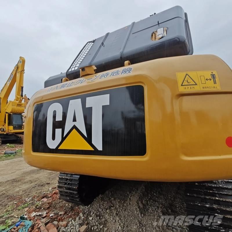 CAT 330 Rupsgraafmachines