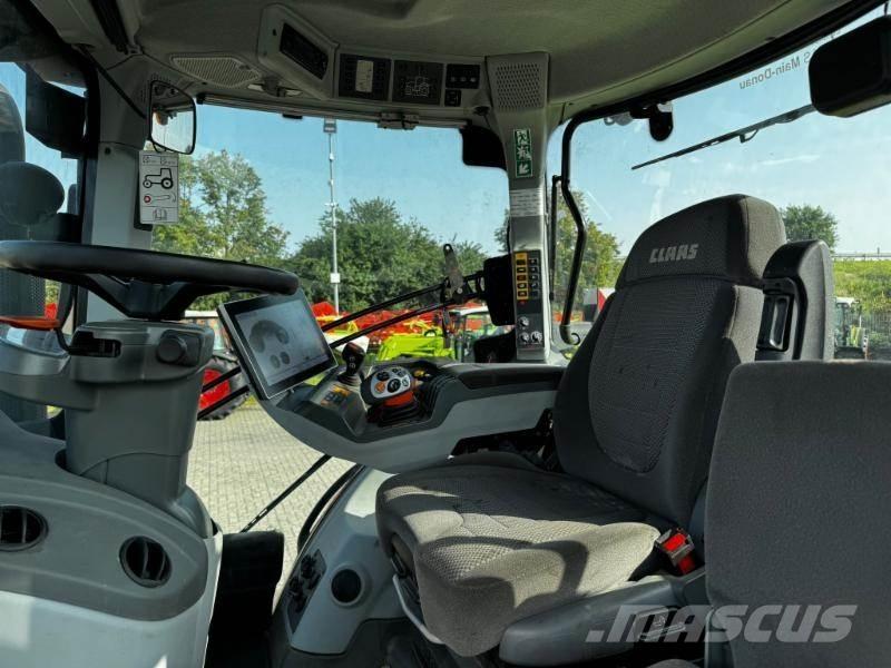 CLAAS AXION 810 Tractoren