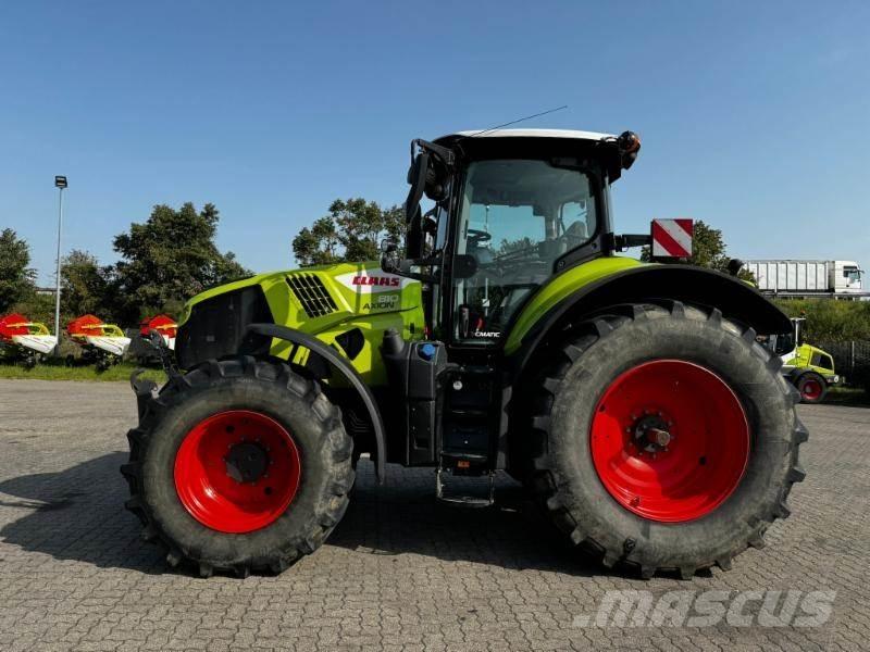 CLAAS AXION 810 Tractoren