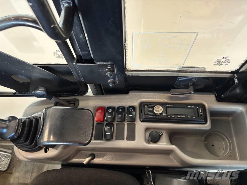 JCB 403 Schrank- en knikladers