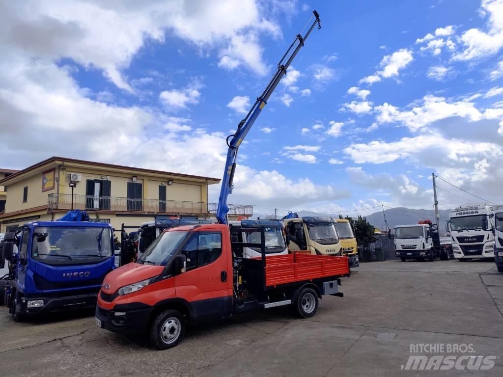 Iveco Daily 35 C 13 Vlakke laadvloer met kraan
