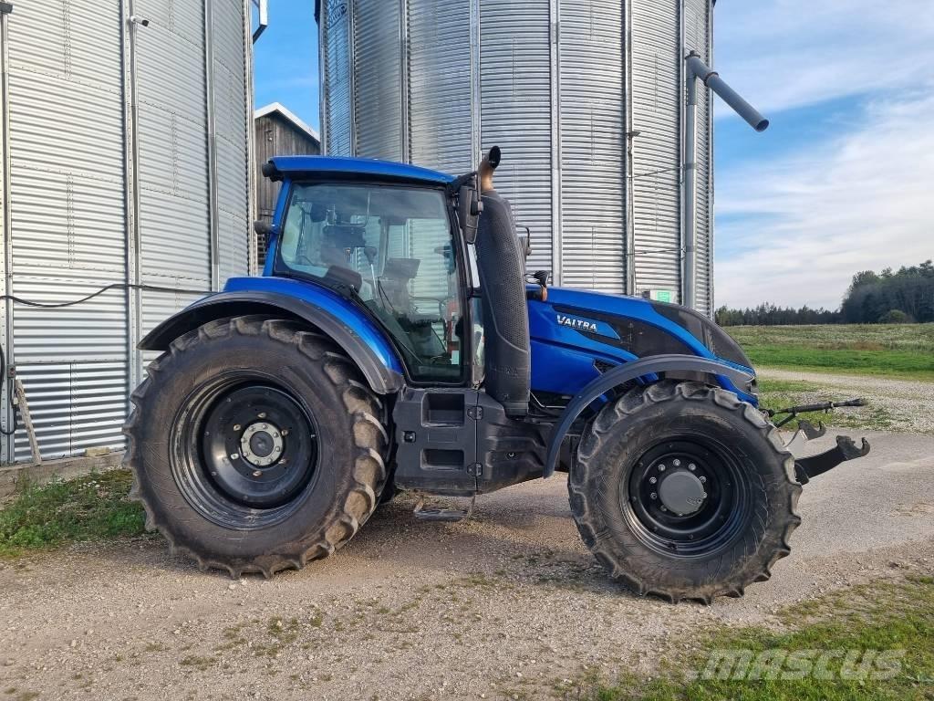 Valtra T 254 V Tractoren