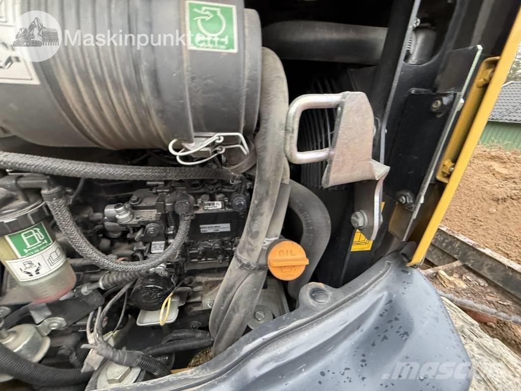 Komatsu PC 26 MR-3 Minigraafmachines < 7t