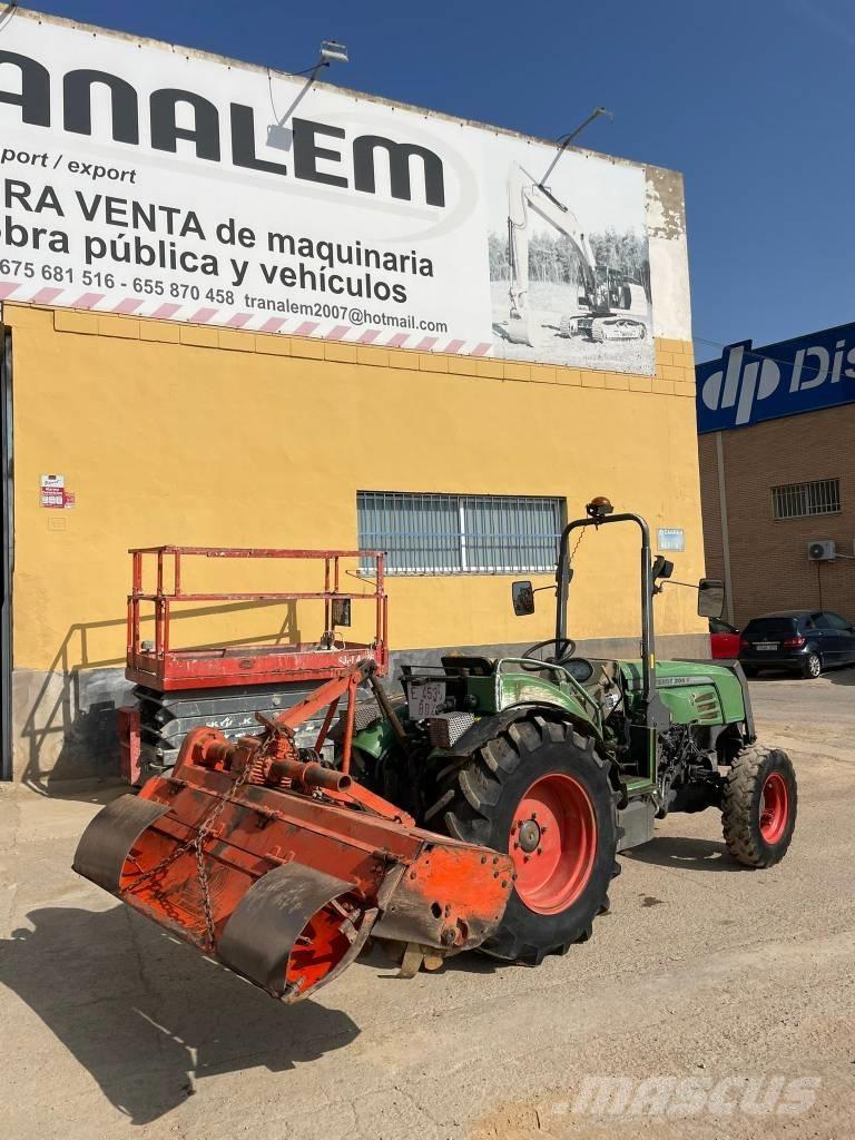 Fendt 208 S Tractoren