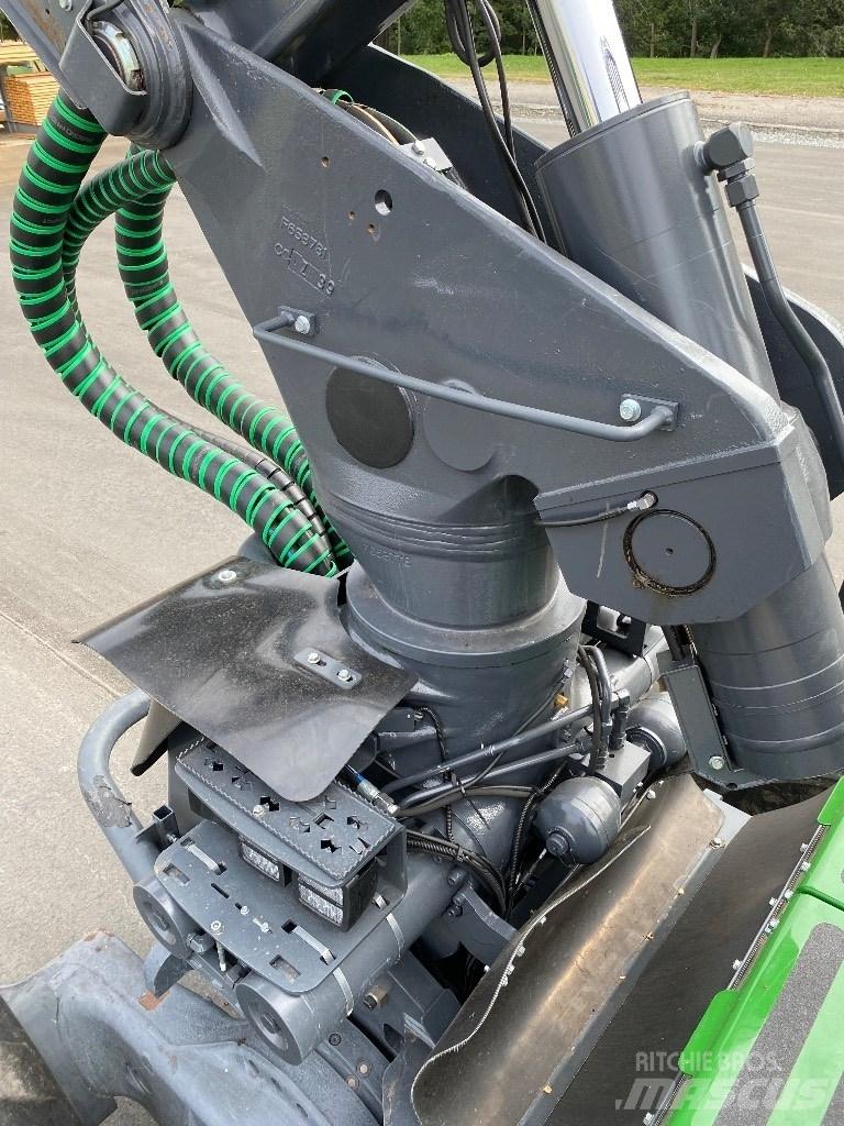 John Deere 1270 G Harvesters