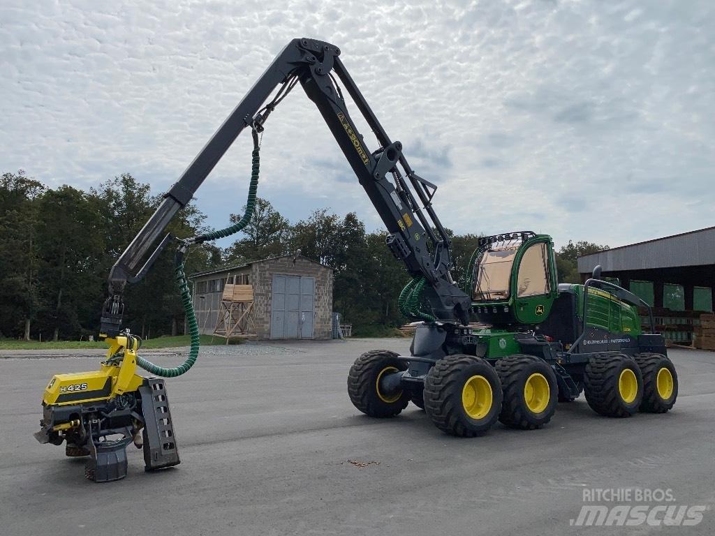 John Deere 1270 G Harvesters