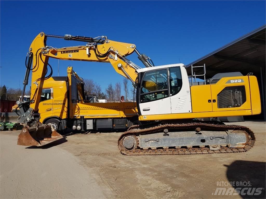 Liebherr R922 Rupsgraafmachines