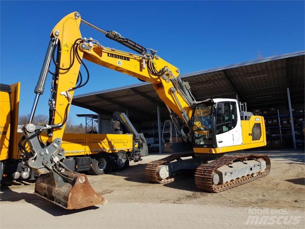 Liebherr R922 Rupsgraafmachines