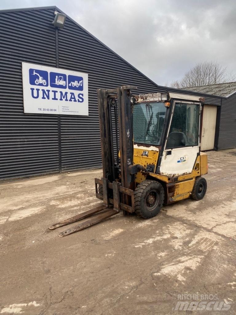 TCM FD 25 Diesel heftrucks